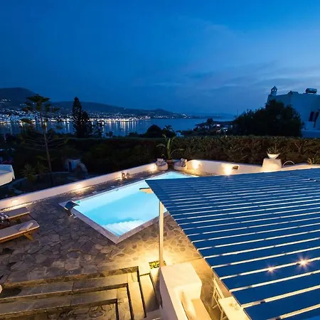 Deep Blue With Private Pool Next To Páros