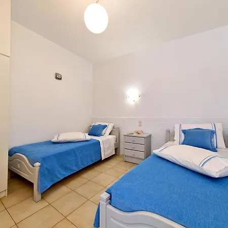 Villa Deep Blue With Private Pool Next To Páros