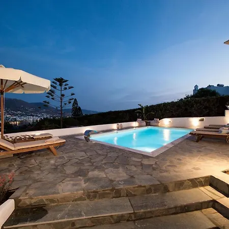Deep Blue With Private Pool Next To Páros