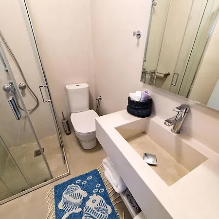 Deep Blue With Private Pool Next To Villa *